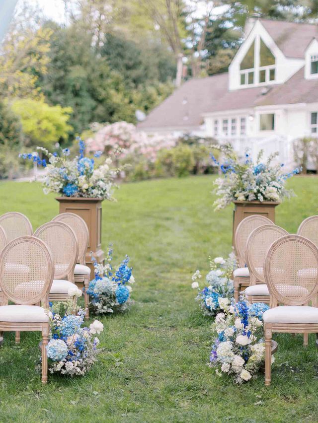 Featured photo from Fox Hollow Bridal Editorail