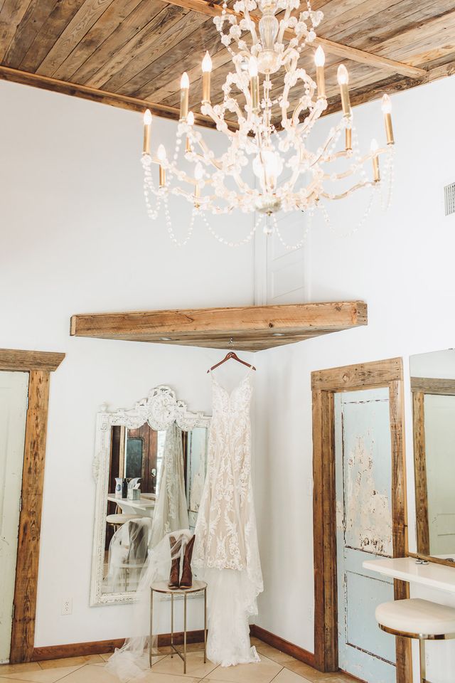 Featured photo from The Bridal Suite