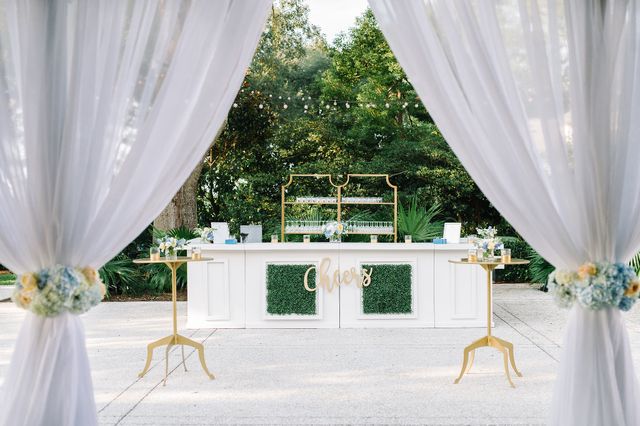 Featured photo from Elegant Blue & White Wedding