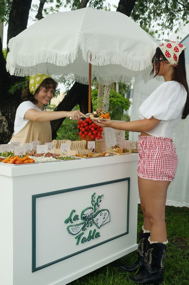 Featured photo from La Tabla Picnic