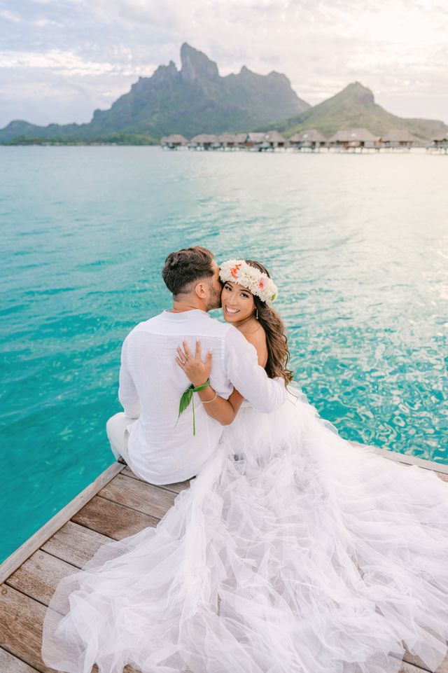 Featured photo from Tessa & Gaetan / Four Seasons Bora Bora