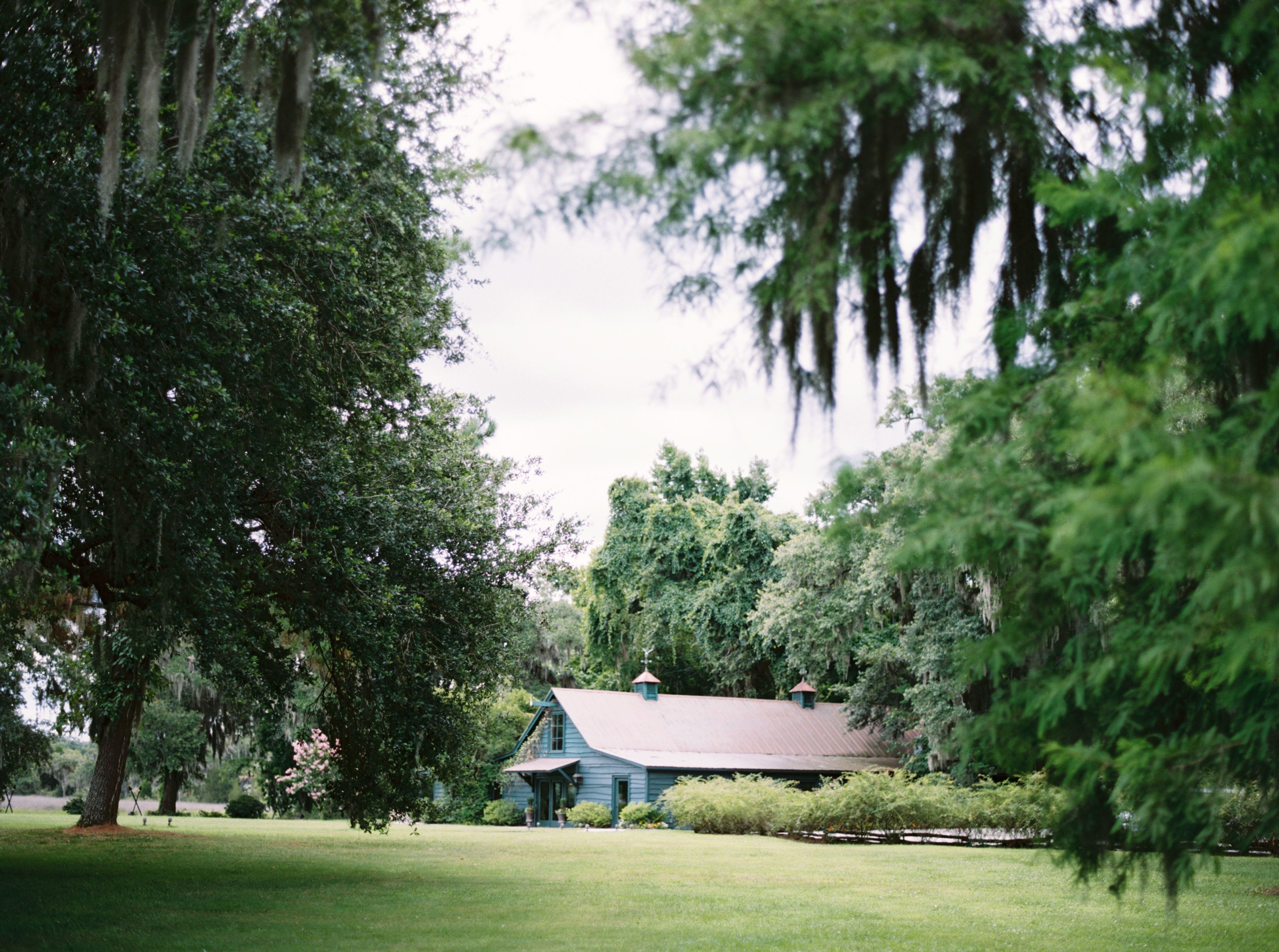 The Carriage House and Lawn, an event space at Magnolia Plantation & Gardens