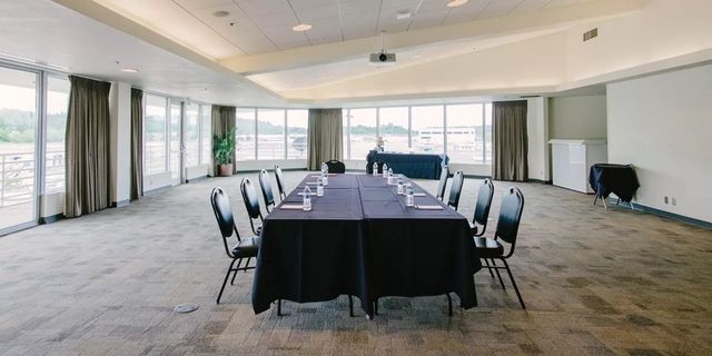 Featured photo from View Lounge