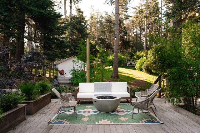 Featured photo from Spa House Terraced Deck