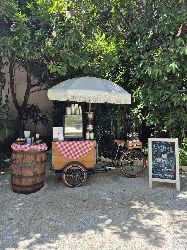 Featured photo from Aroma Espresso Bike