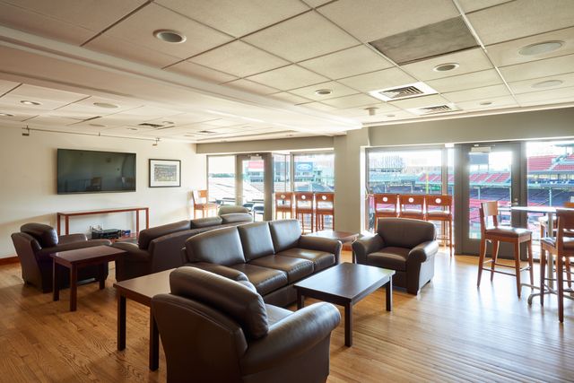 Featured photo from Suite L14