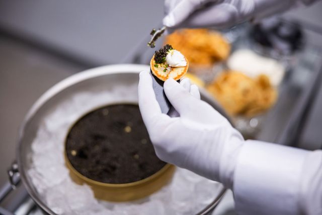 Featured photo from Experience Every Lavish Detail of ELLE Magazine’s Fashion Show at Paradise Plaza