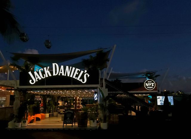 Featured photo from Immerse Yourself in the Ultimate Racing Experience at Jack Daniel’s Formula 1 Activation