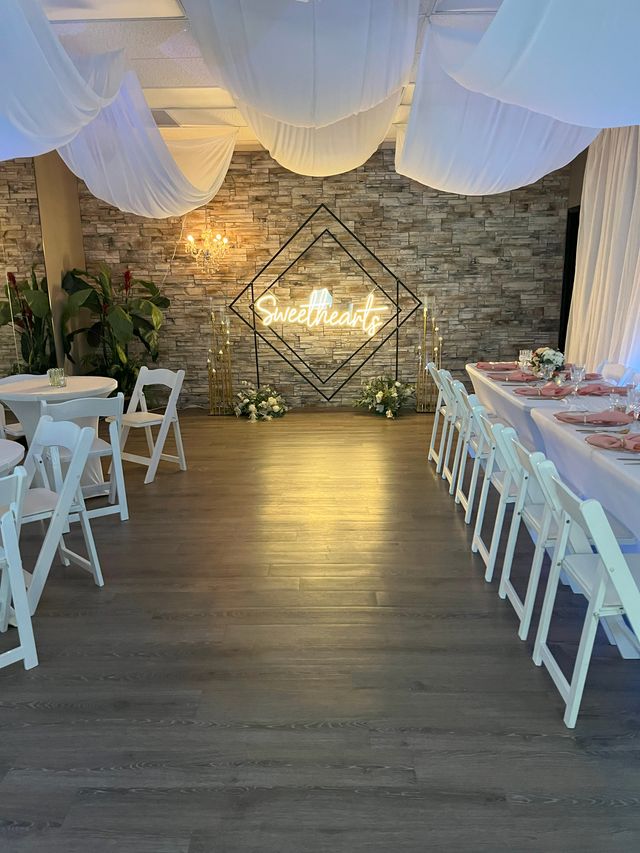 Featured photo from Lounge