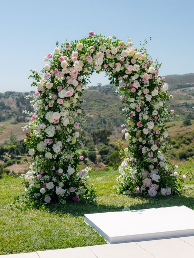 Featured photo from Step Inside This Dreamy Malibu Wedding