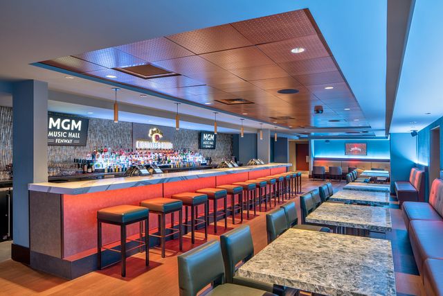 Featured photo from Jim Beam Distiller's Room