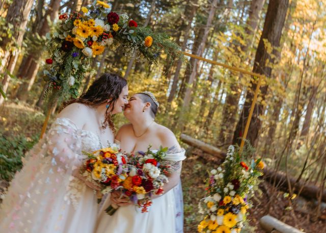 Featured photo from Dreamy Woodland Wedding