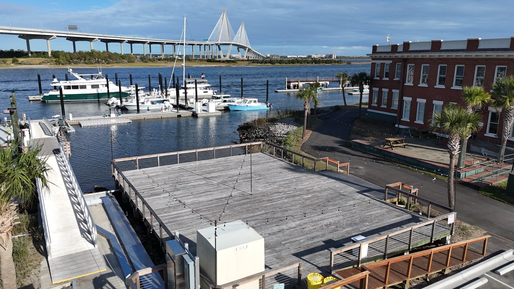 The Landing at Seabreeze Marina | Seabreeze Marina | PartySlate