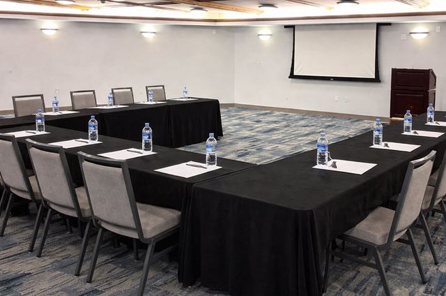 Featured photo from Lakeshore Room