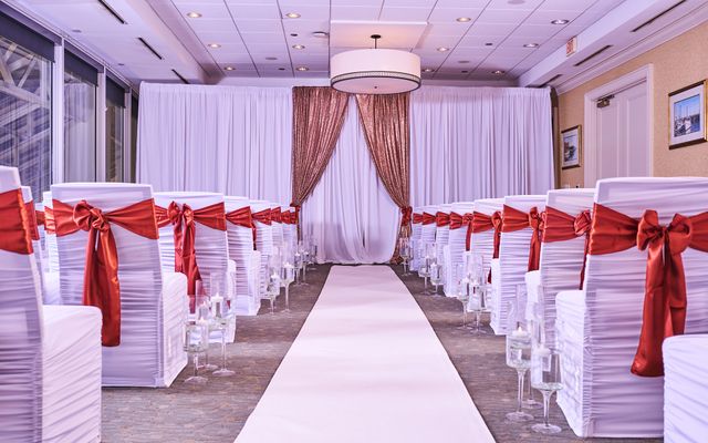 Featured photo from James/ Willoughby