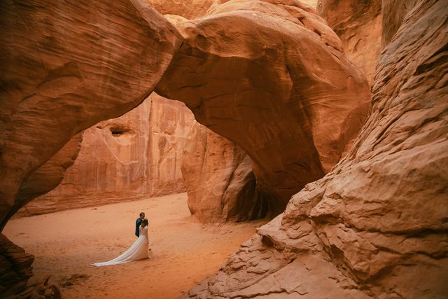 Featured photo from Arches National Park Elopement