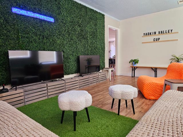 Featured photo from Pixels in Paradise at YV Porch