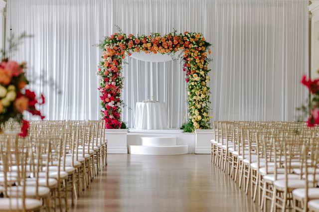Featured photo from Discover This Gorgeous Wedding at Chicago History Museum