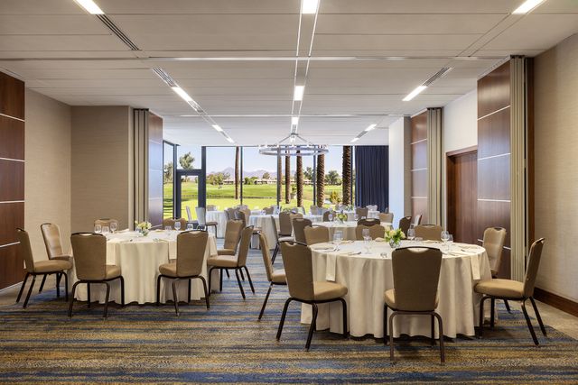 Featured photo from Sonwai