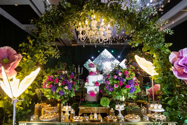 Featured photo from See This Dreamlike Garden Birthday in Florida with Wild Florals and Gilded Light