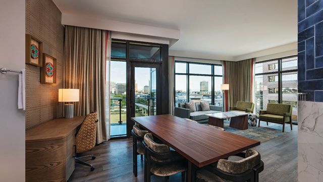 Featured photo from Executive Suite