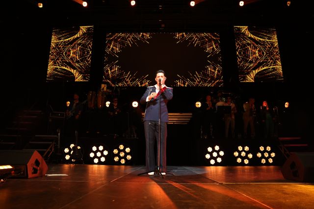 Featured photo from Leoni Torres Latin artist Concert