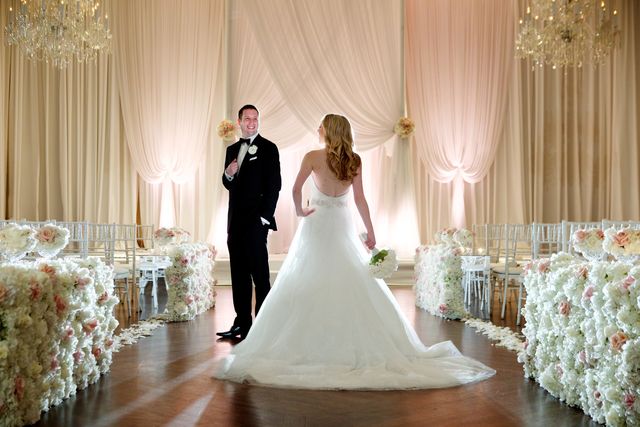 Featured photo from Dreamy White + Pink Wedding | The Standard Club | Chicago