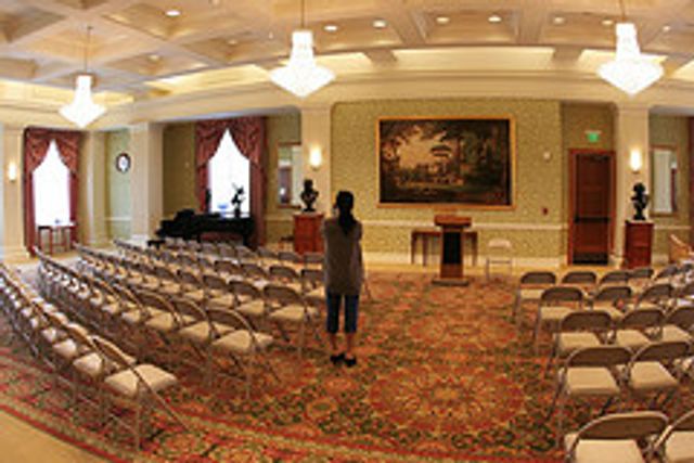 Featured photo from Meeting Room