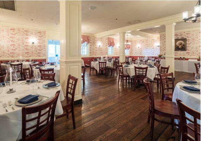 Featured photo from George Washington Room