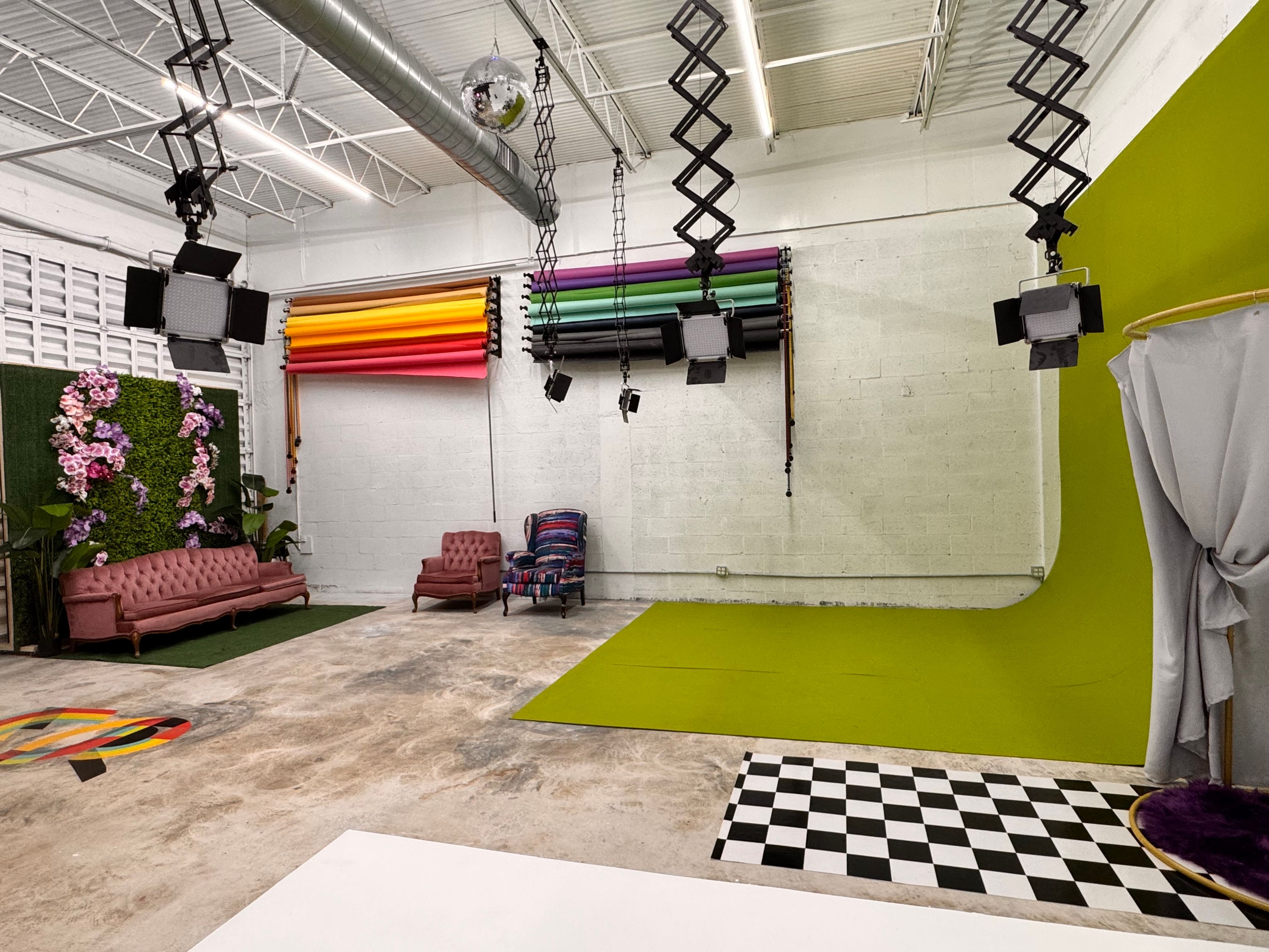 venue layout, an event space at Cyan Miami Photo Studio