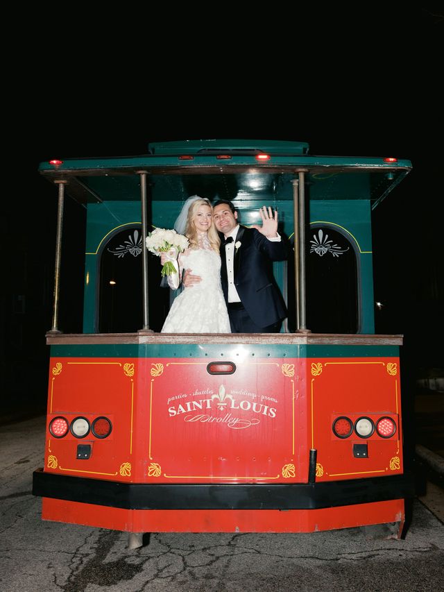 Featured photo from This Winter Wedding Dazzled in St. Louis