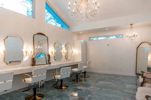 Featured photo from (2) Getting Ready Spaces