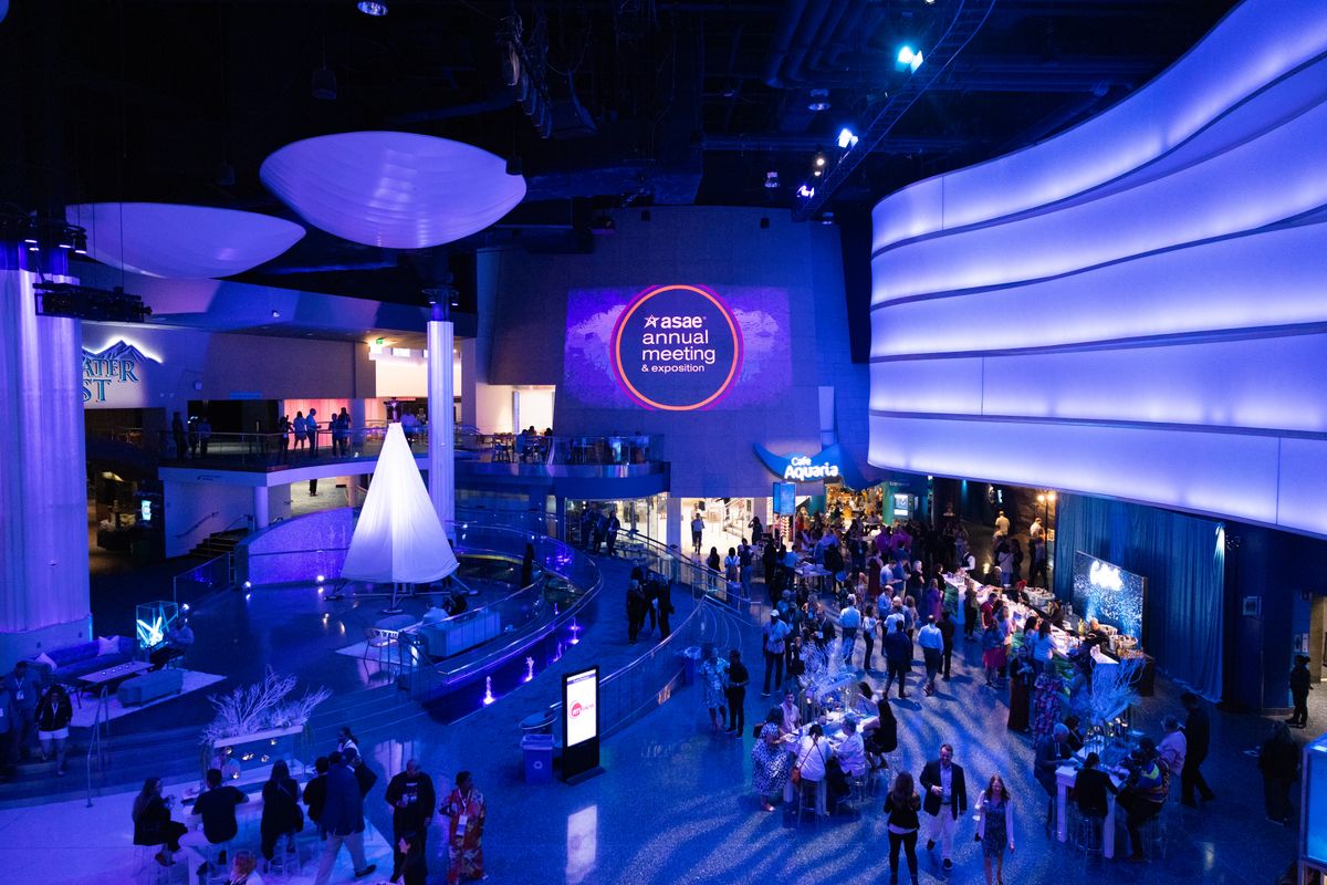 Atrium & Exhibits | Georgia Aquarium | PartySlate