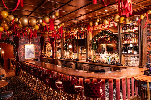 Featured photo from Columbian Country Club Holiday