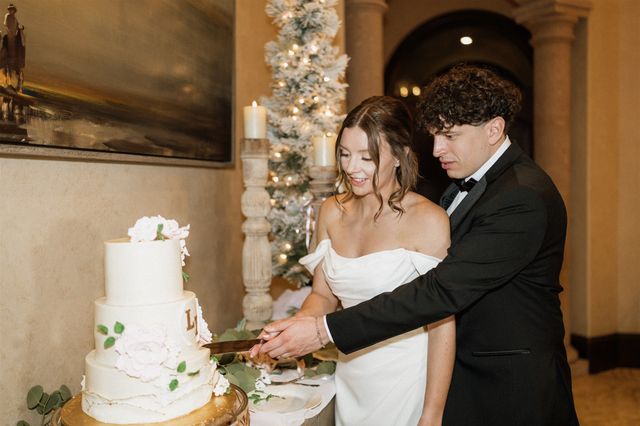 Featured photo from Inside This Elegant Winter Wedding