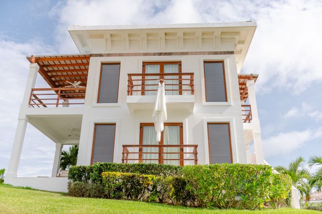 Featured photo from Laura and Stephen