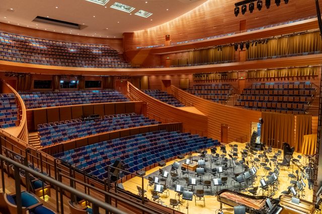 Featured photo from Helzberg Hall