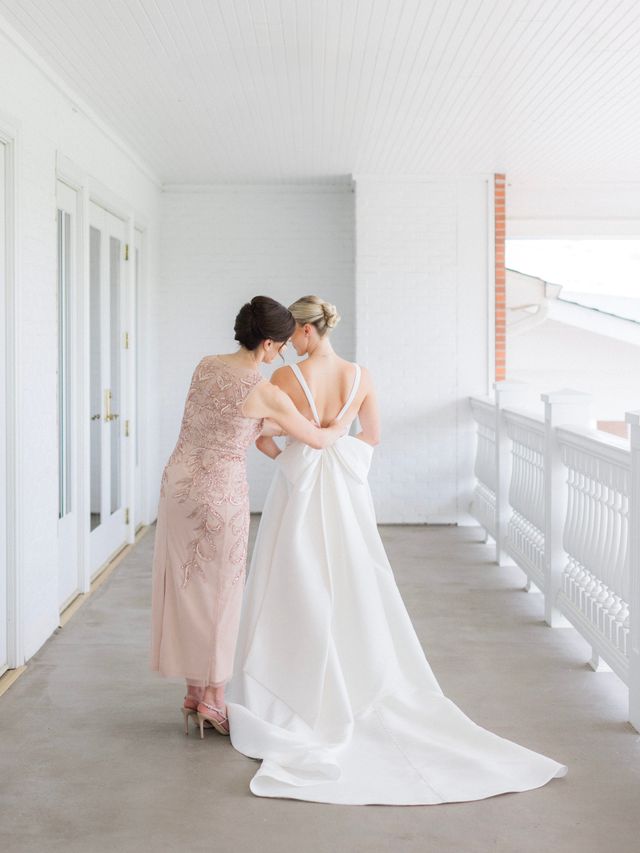 Featured photo from Elegant Black and White Missouri Country Club Wedding