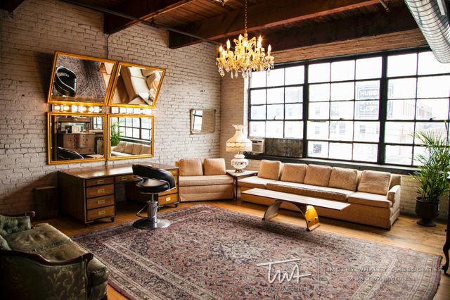 Featured photo from Wedding Suite / Green Room