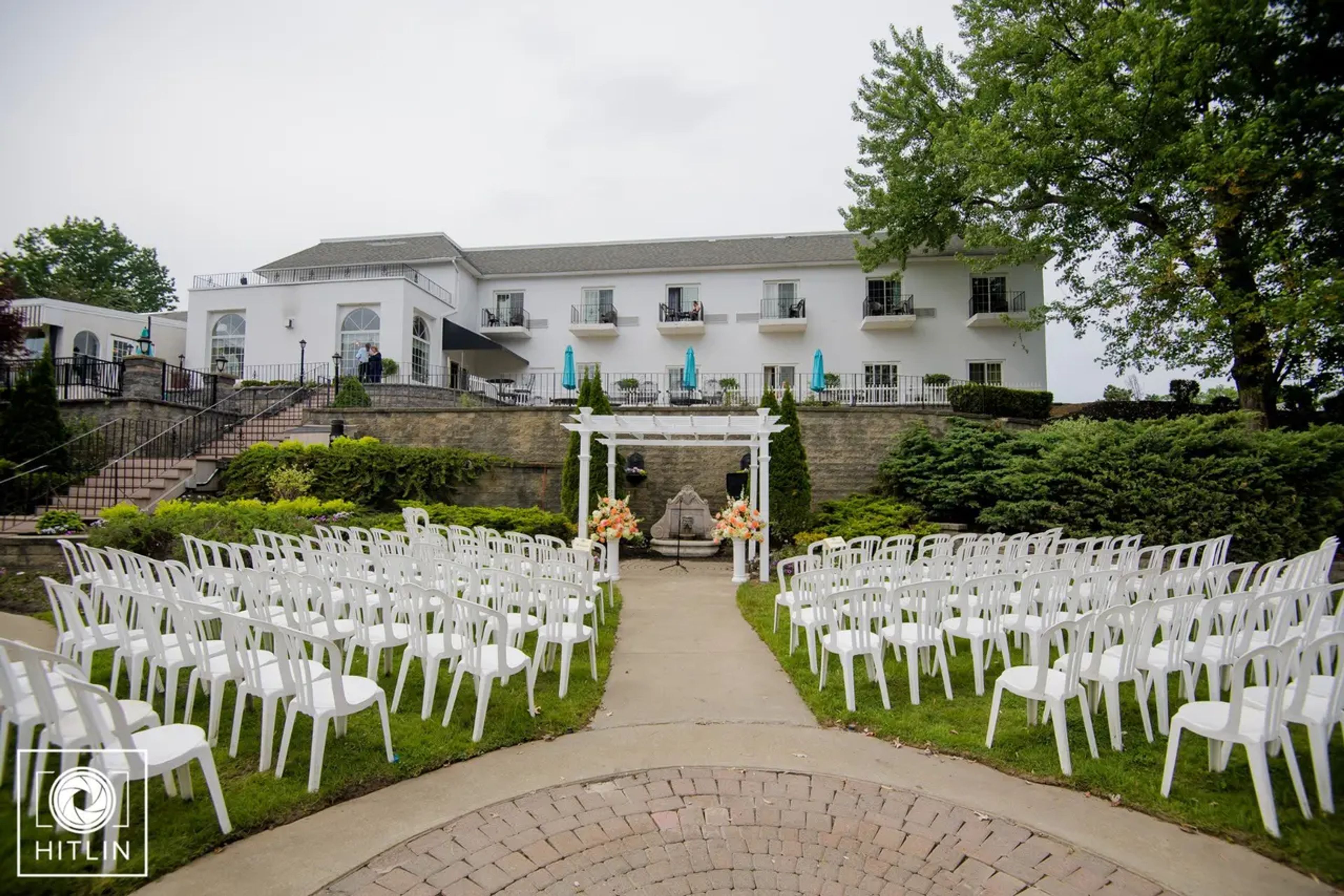 Outdoor Ceremony Area, an event space at Glen Sanders Mansion
