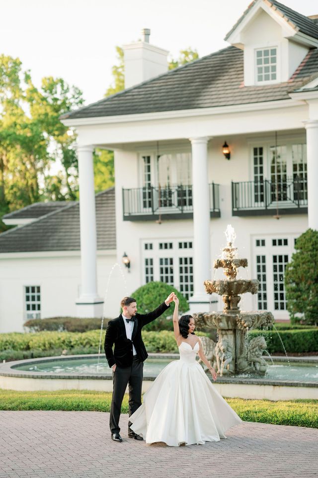 Featured photo from An Elegant Castle Wedding in Orlando