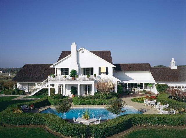 Featured photo from Ewing Mansion