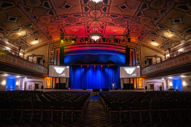 Featured photo from Step Into the Pulse of NYC at This Annual Gathering for Tourism & Conventions