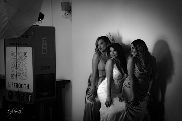 Featured photo from Valencia Wedding