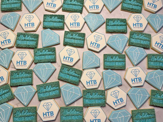 Featured photo from Custom Cookies