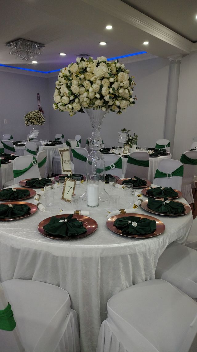 Featured photo from Glodi Glam Designs LLC