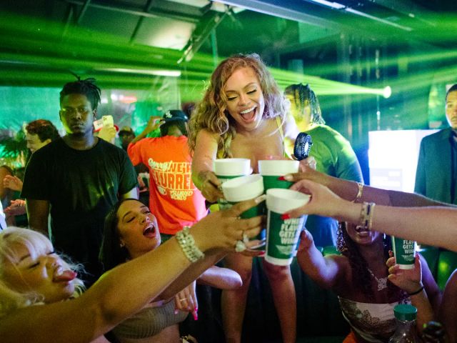 Featured photo from Latto x WingStop