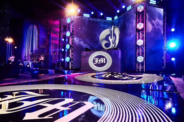 Featured photo from Jonathan Club DTLA