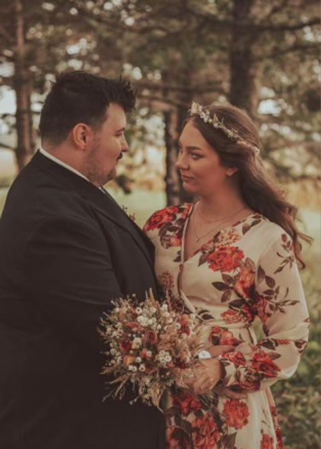 Featured photo from Dried Wildflower Wedding