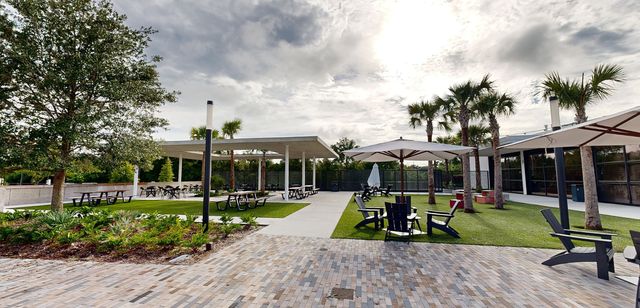 Featured photo from Grand Lawn